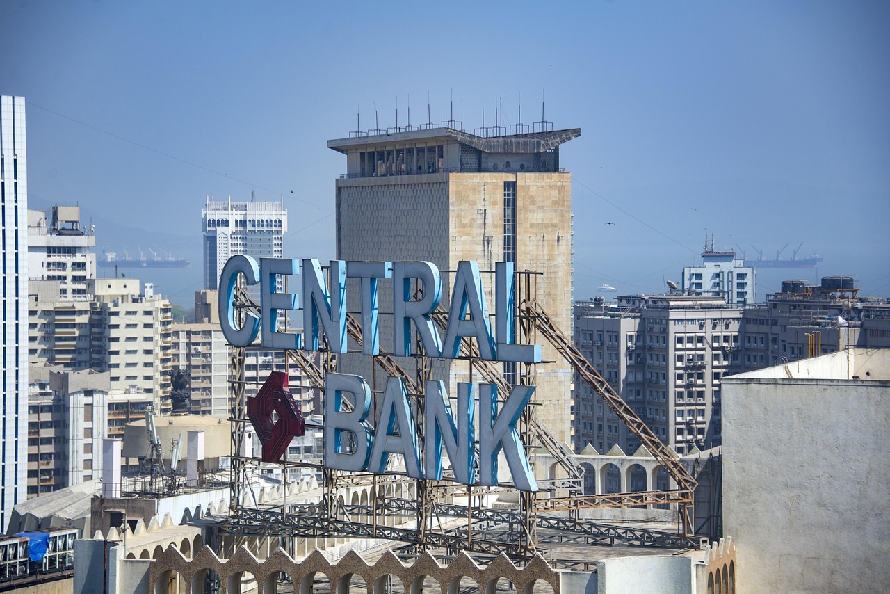 Reserve Bank of India Maintains Benchmark Interest Rates Amid Persistent Inflationary Pressures