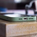 The Truth Behind Eavesdropping Smartphones and Targeted Advertising