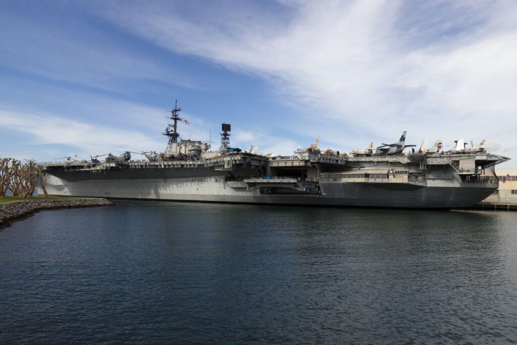 USS George Washington Deploys to Middle East to Replace USS Abraham Lincoln