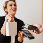Walmart Expands Payment Options to Include Apple Pay and Tap-to-Pay Services