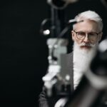 Hidden Cameras in Everyday Wear: Privacy Concerns Mount Over Smart Glasses
