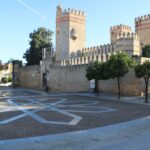 Explore the medieval architecture of the Castle of San Marcos in El Puerto de Santa María, Spain.